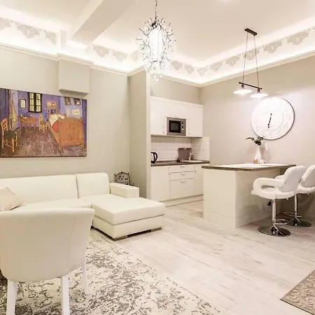 Main Street * بودابست